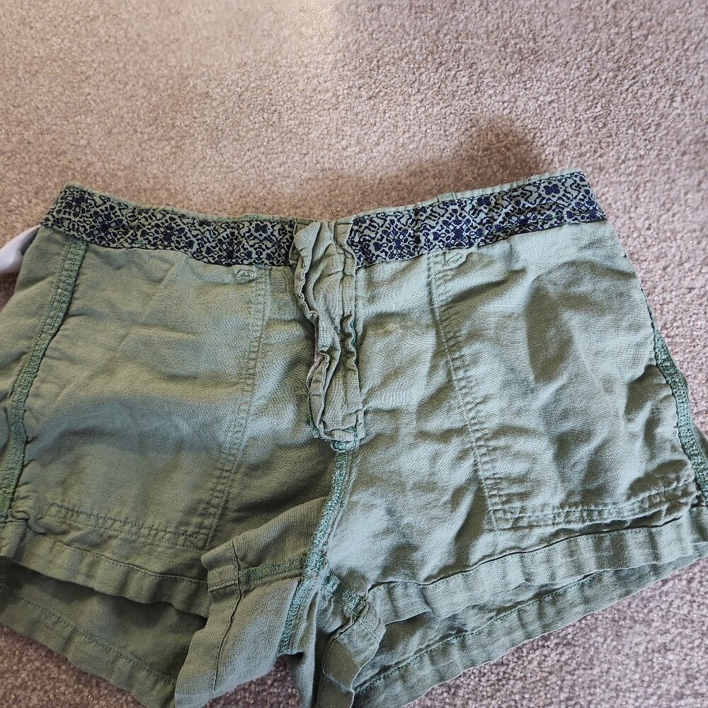 Green Gap Shorts - Picture 9 of 13